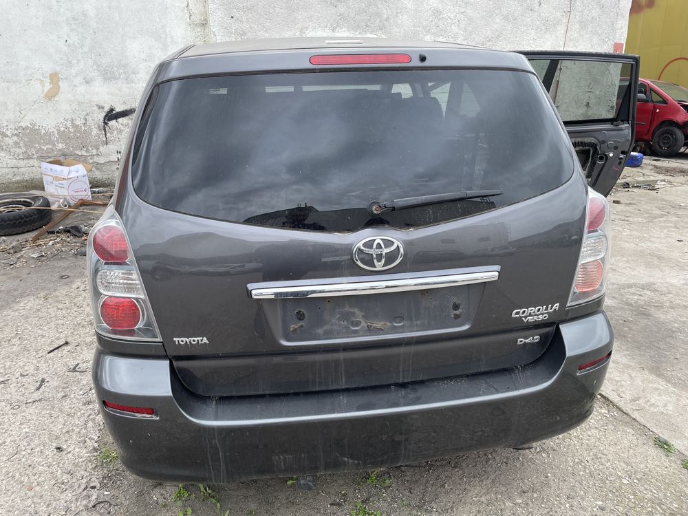 Toyota Corolla Verso 2007 d-cat на части