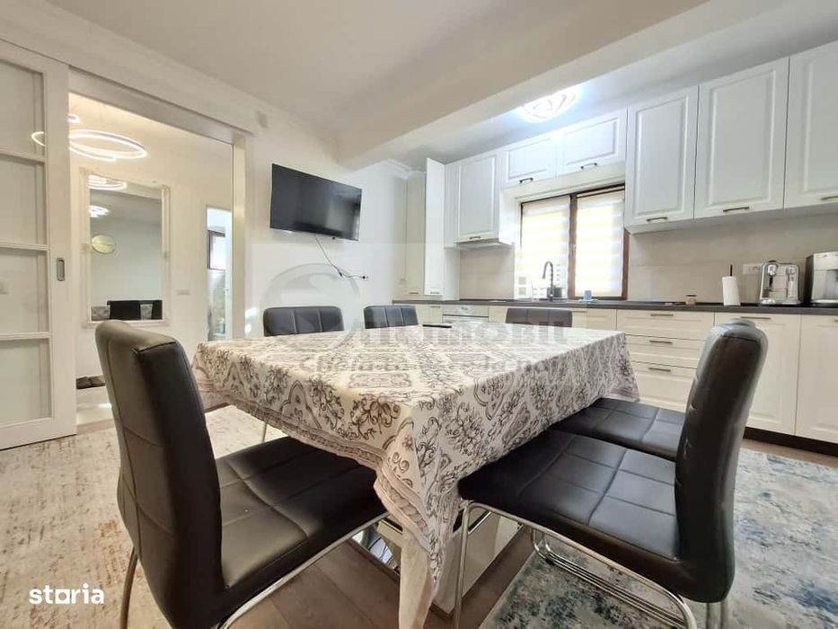 Vila tip duplex,  3 camere, 2 bai, libera, mobilata de lux, Barnova