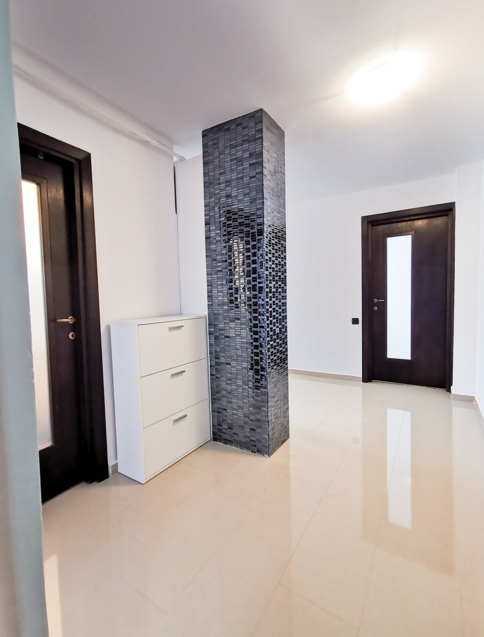 Proprietar închiriez apartament 2 cam Racadau