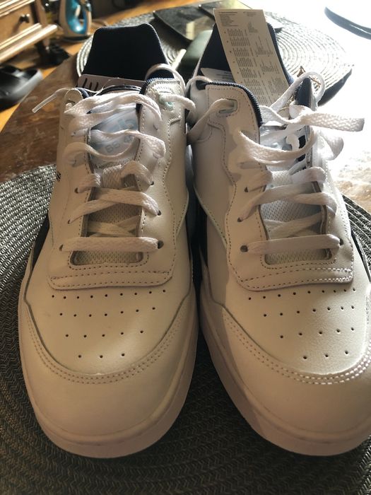 Кожени маратонки Reebok Чисто нови.