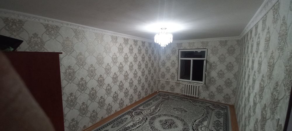 Яшнобод тумани Куйлик бозори якинида 2 хонали уй ижарага берилади