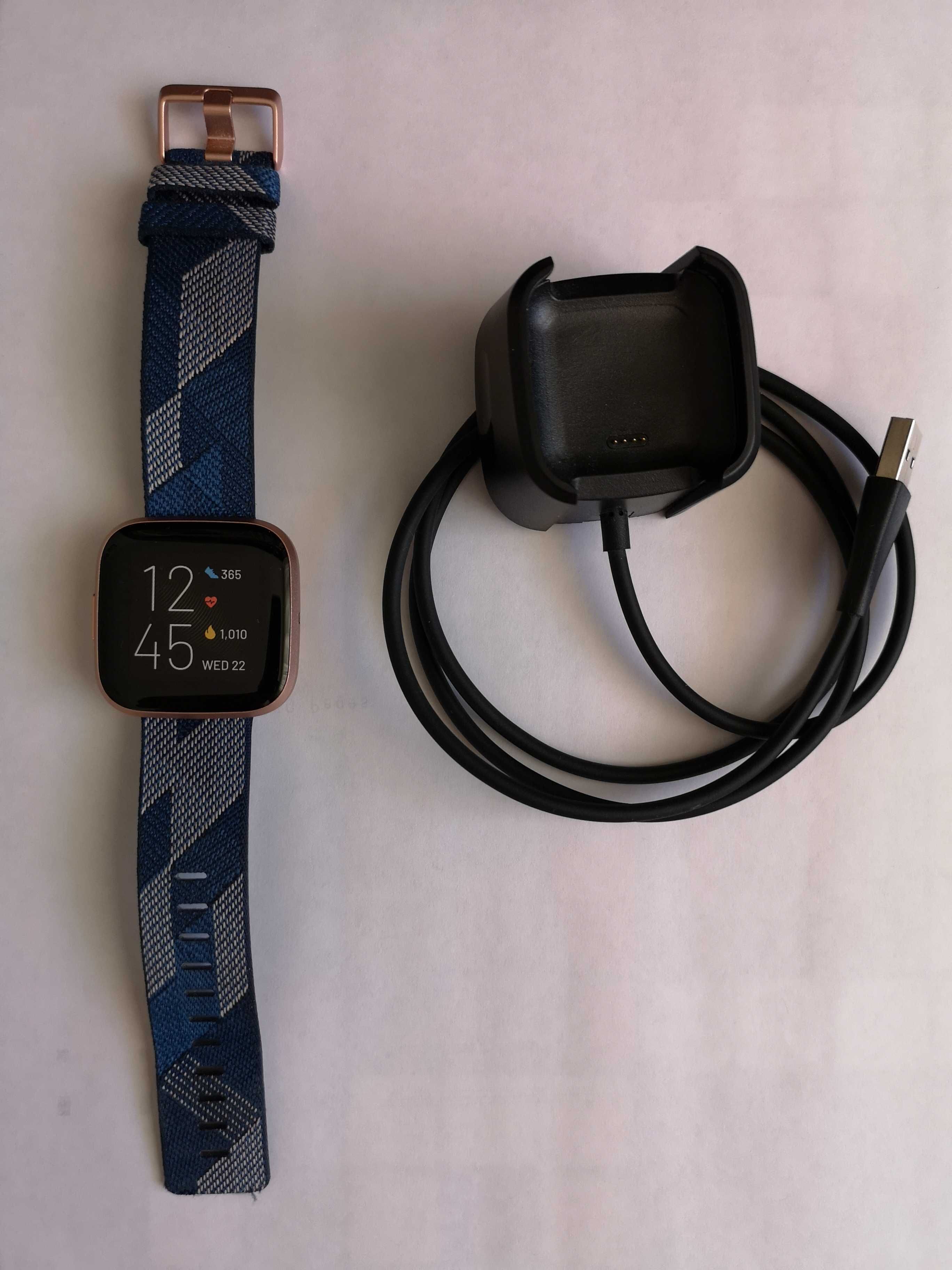 Ceas smartwatch Fitbit Versa 2 Special Edition, NFC