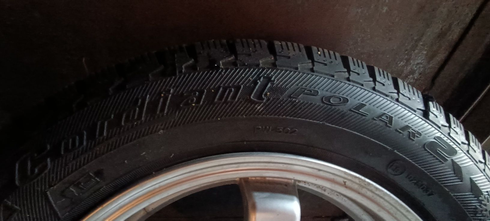 Продам шины 185/65R15