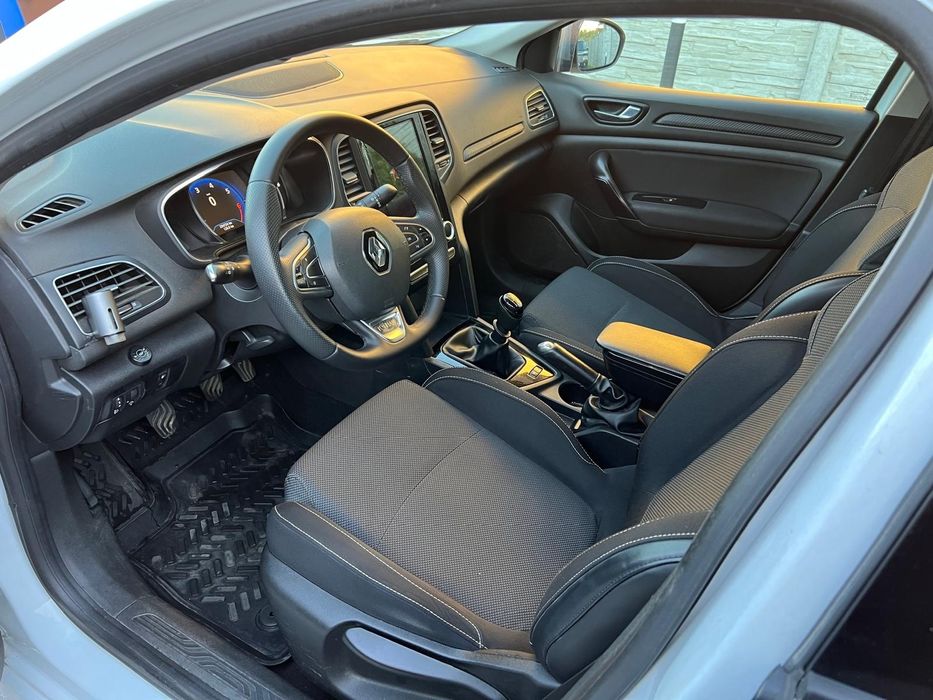 Renault Megane 4 1.6 16v benzina cu gpl