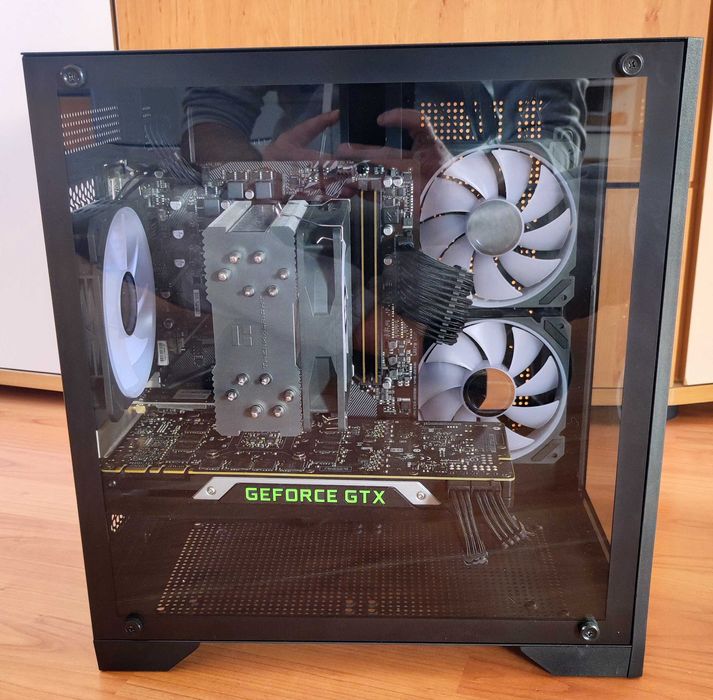 Гейминг Компютър Ryzen 5 3600 / 16gb RАМ / GTX TITAN X 12GB /512GB SSD