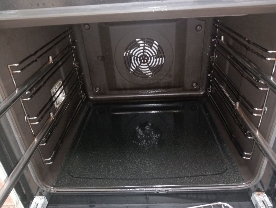 Свободно стояща печка с керамичен плот VOSS Electrolux 2 год.Гаранция!