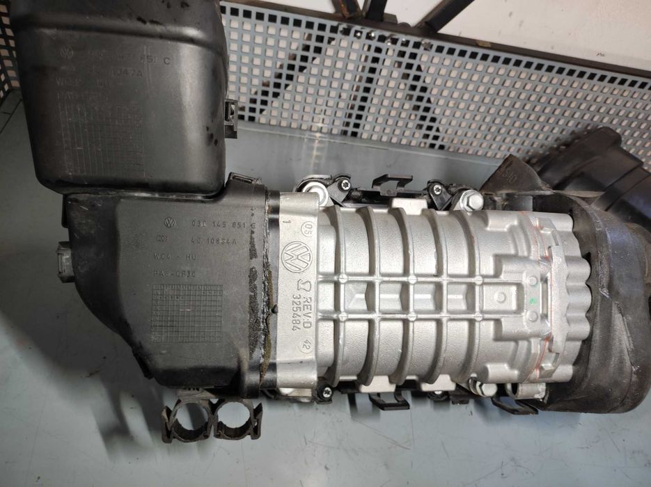 Compresor volkswagen vw 1.4 TSI cod 03c145601b