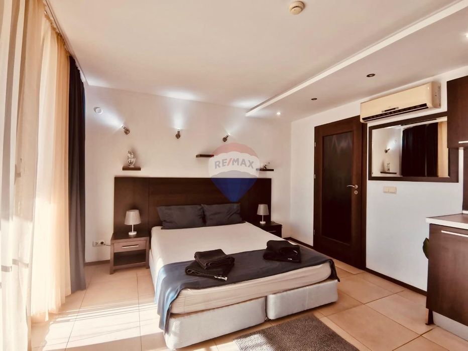 Продава се Едностаен апартамент в Балчик - 50 кв.м за 1500 €/кв.м - Снимка #2