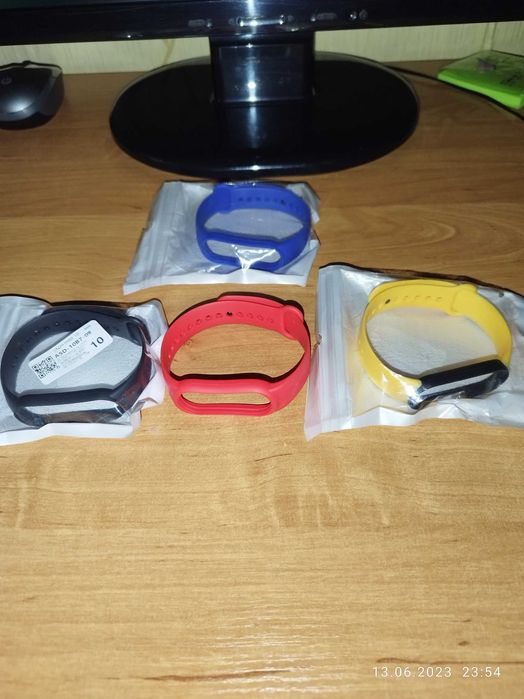 Ремешки к фитнес браслету MI-Band (5, 6, 7)