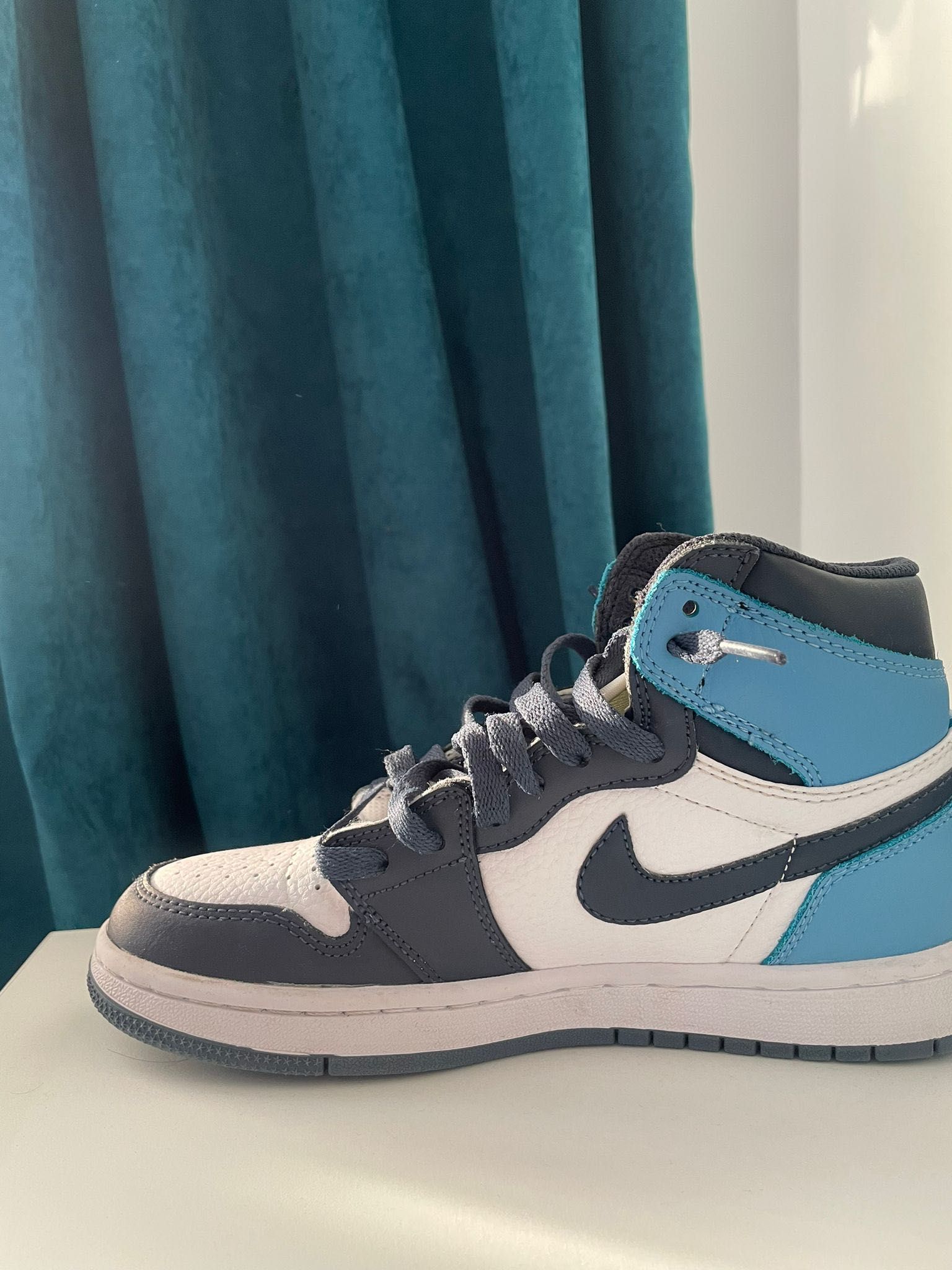 Jordan 1 blue baieti