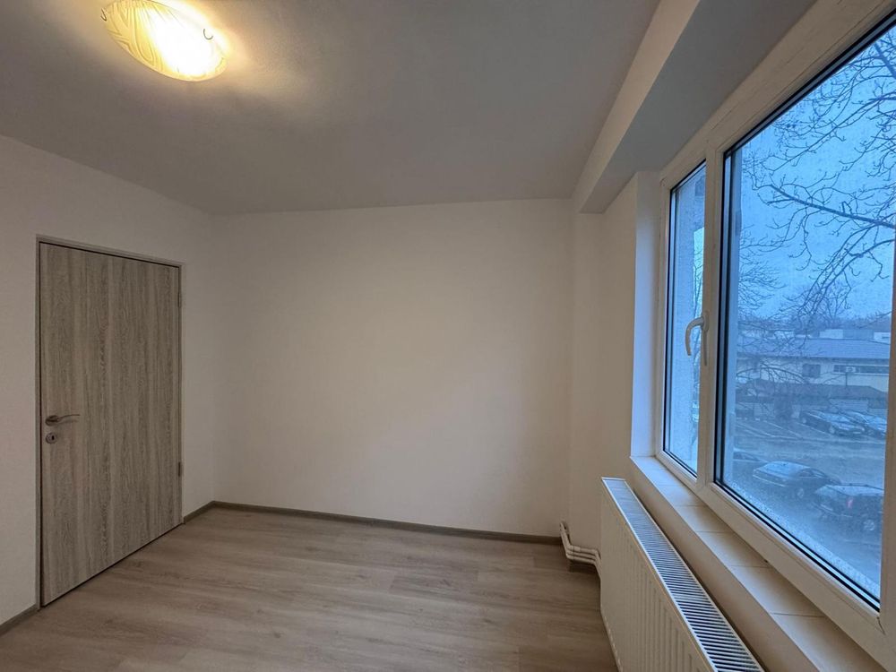 Apartament de vanzare, 2 camere, renovat 2024