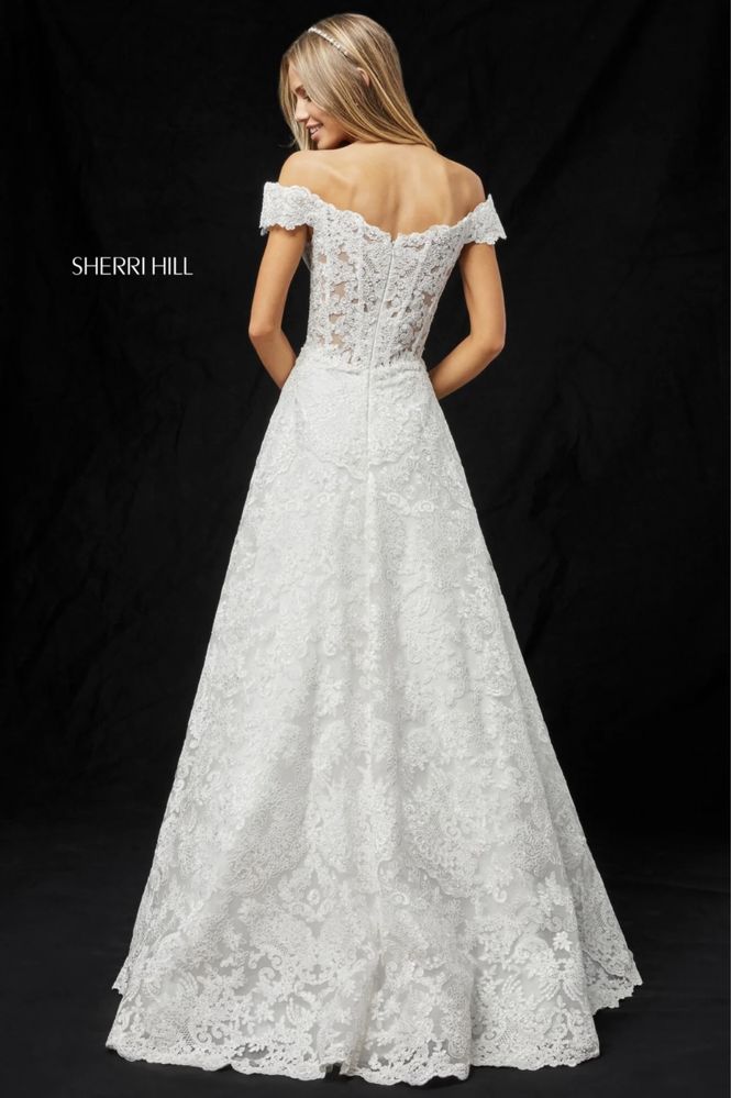 Продам красивое свадьебное платье