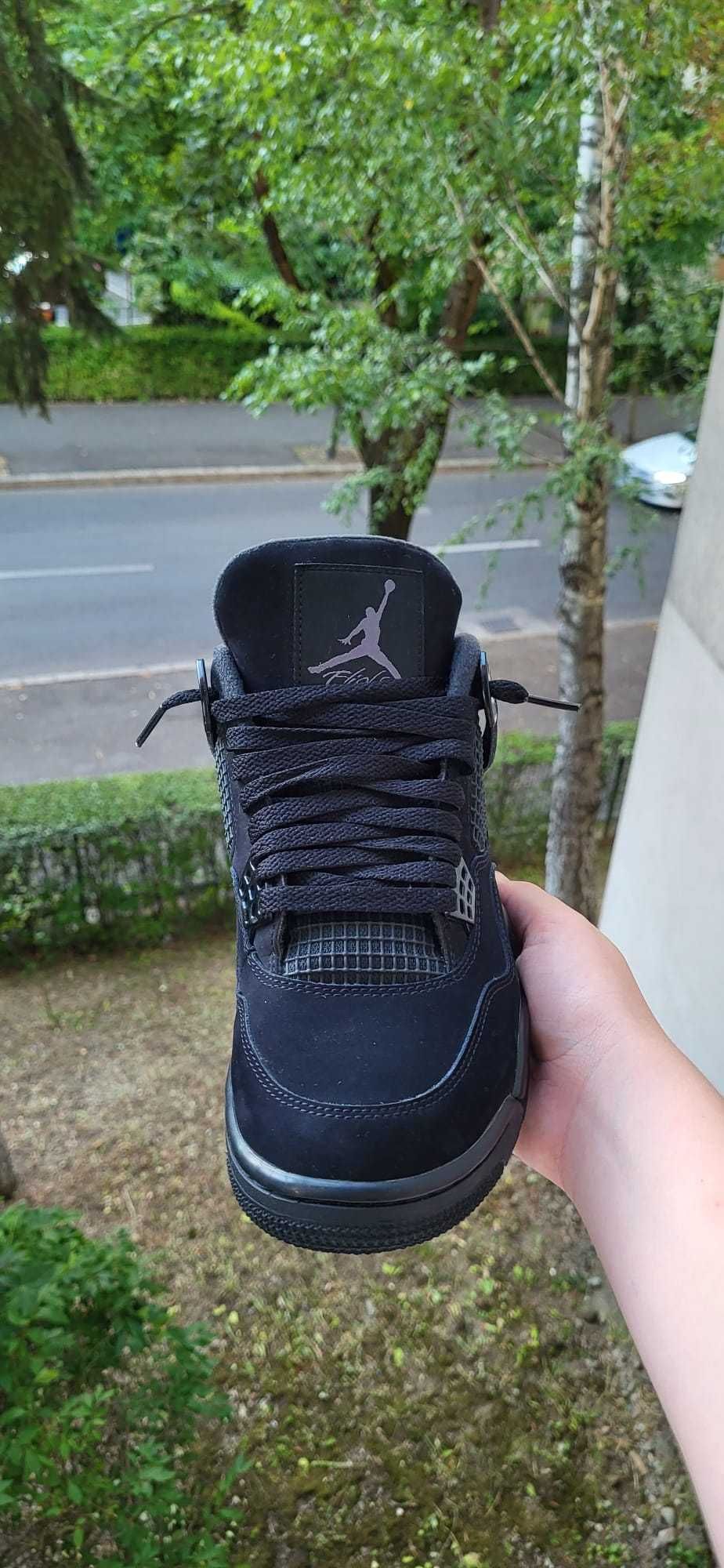 Jordan 4 black cat