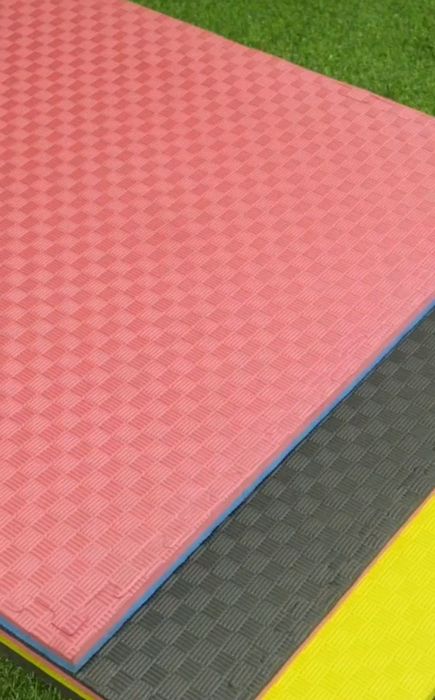 Доянг,татами,мат почти новая,неповрежден