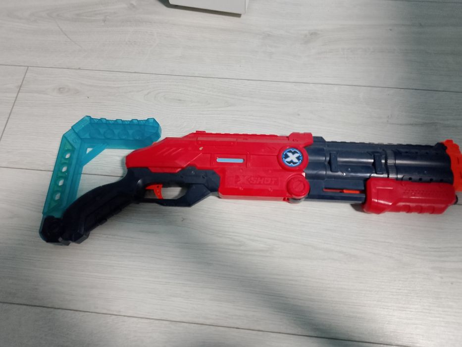 Бластер от xshot