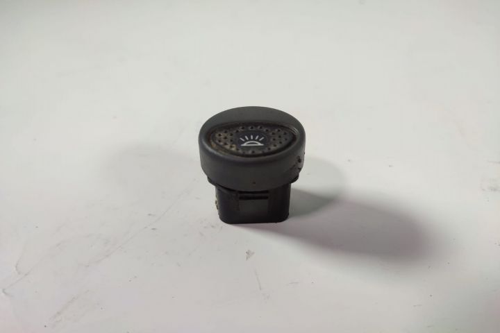 Buton lumini lampa cabina 504096694 IVECO Stralis generatia  [din 2007 pana  2014] seria