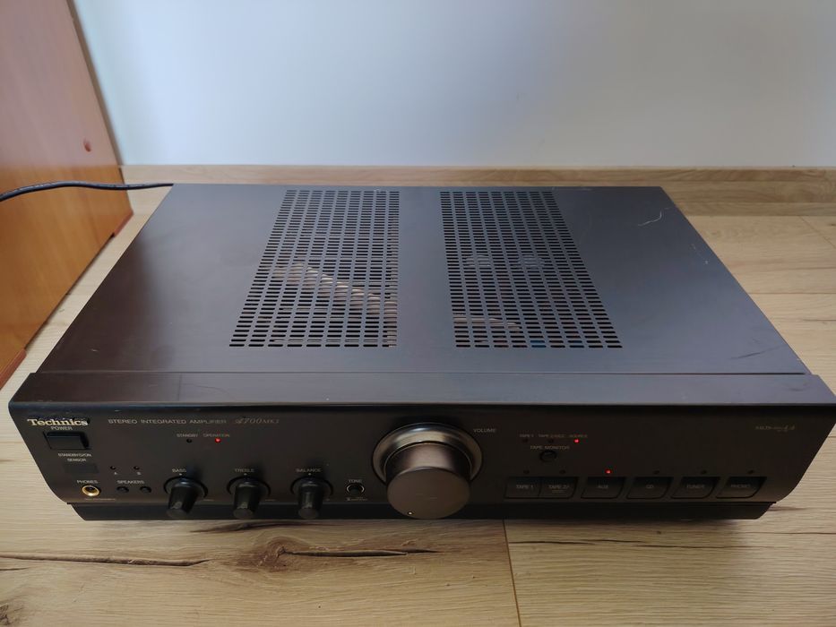 Amplificator Technics SU-A700 MK 3