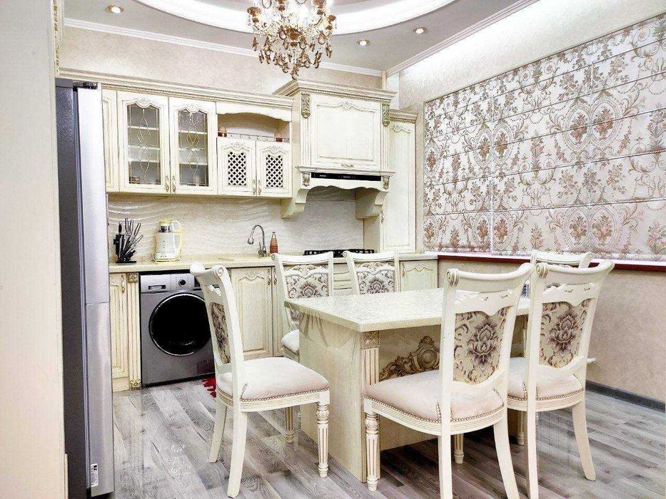 Продается 3-х ком Яккасарайский район 101м2