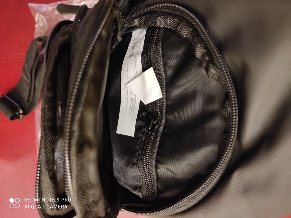 Borseta Barbati Noua cu eticheta