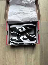 NIKE Dunk Low Panda l UNISEX l Pret Redus