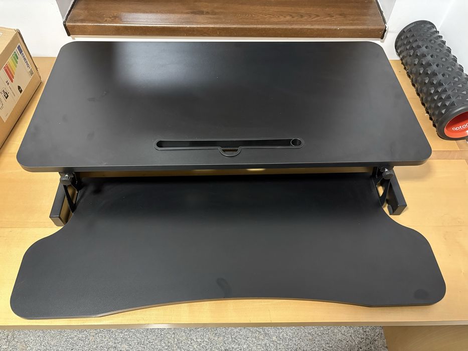 Stand ajustabil de masa birou