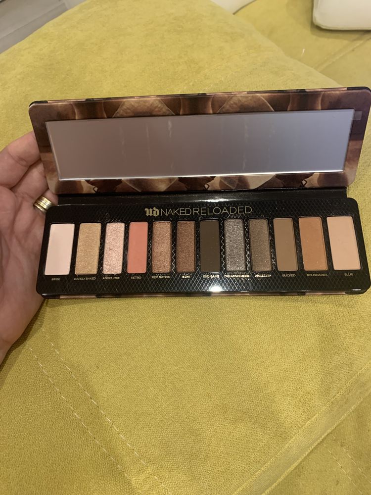 Paleta fard de ochi  Naked  reloaded , nou, nefolosit