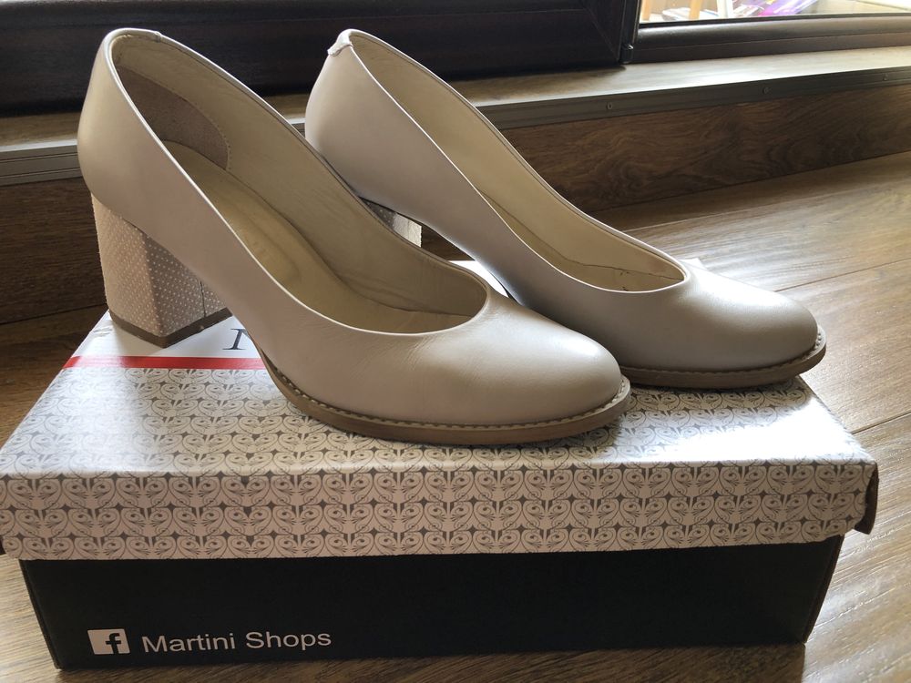 Стилни обувки блок-ток MARTINI, естествена кожа