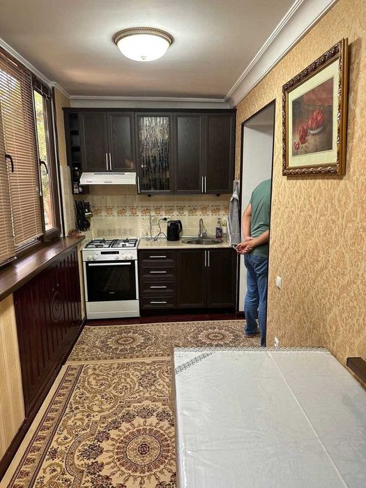 chilonzor 24 kvartaldan 3 xonali xonadon sotiladi