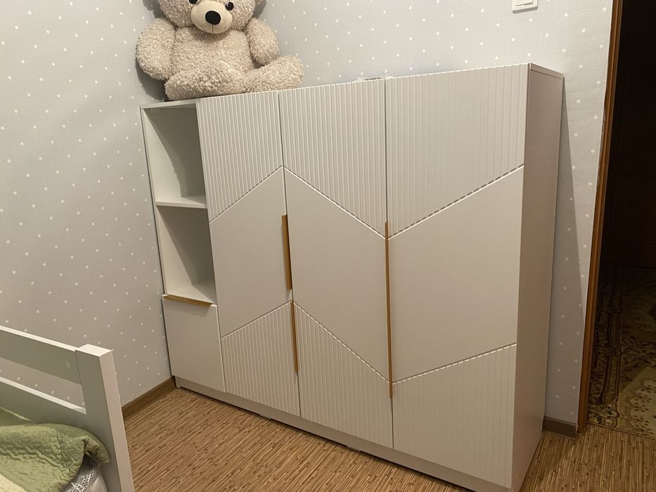 Продам детский шкаф