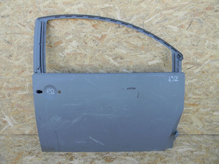 Usa dreapta / dreapta fata VW Beetle, 1998, 1999, 2000.