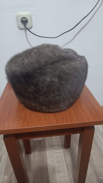 Женская норковая шапка