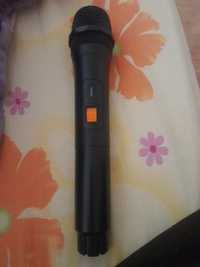 Microfon karaoke