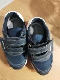 Детски обувки запазени  нови