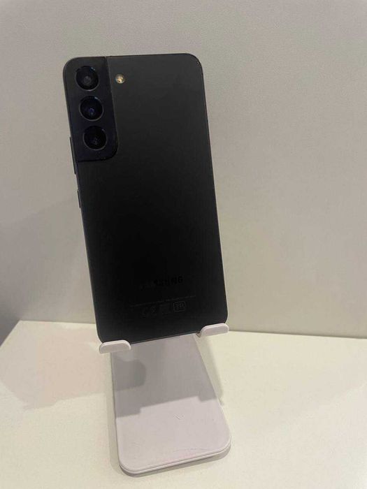 Samsung S22 8/128gb black матовый