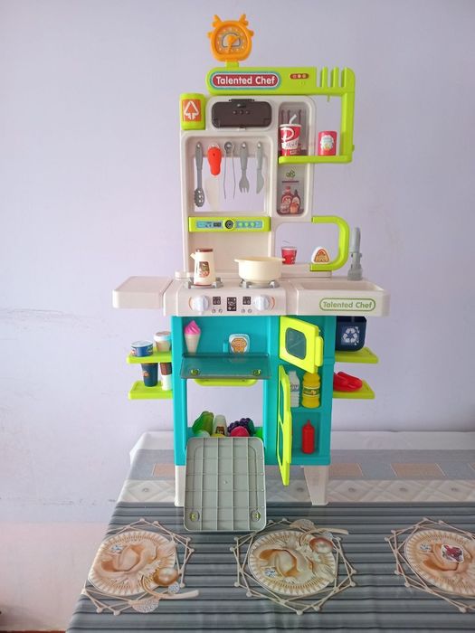 Детская кухня в отличном состоянии