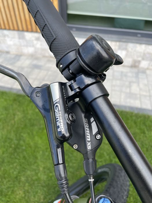 Bicicleta specialized fuse roti 27,5 frane hidraulice disk