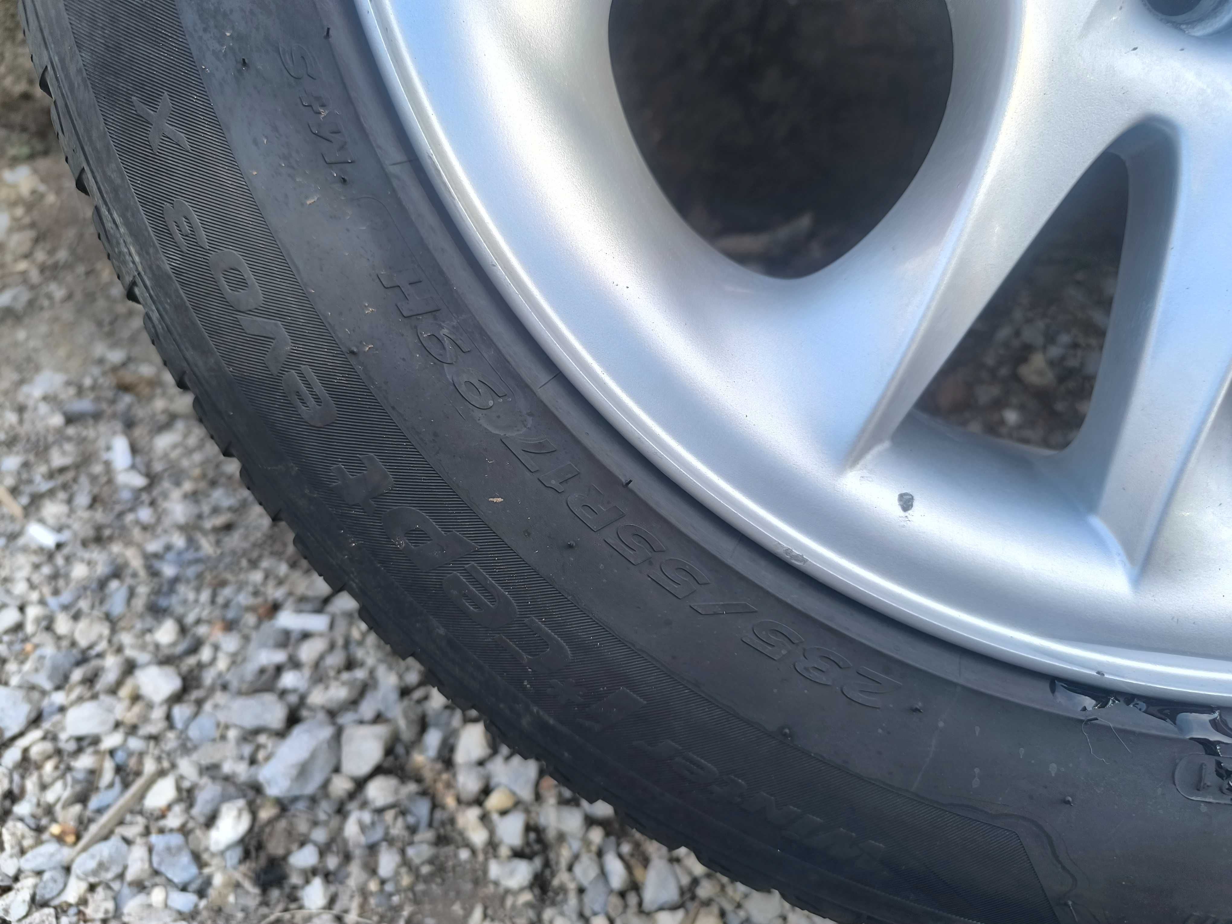 Алуминиеви джанти за BMW X3 със зимни гуми Hankook 235/55/17