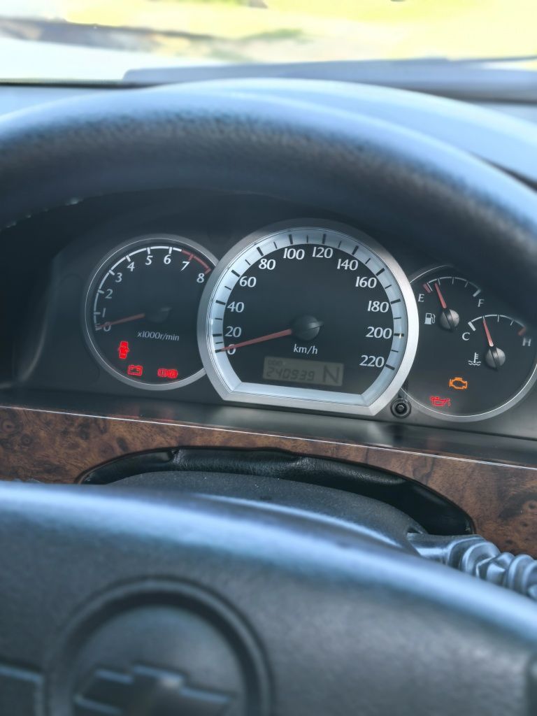 Lacetti 1.8 aftomat sotiladi