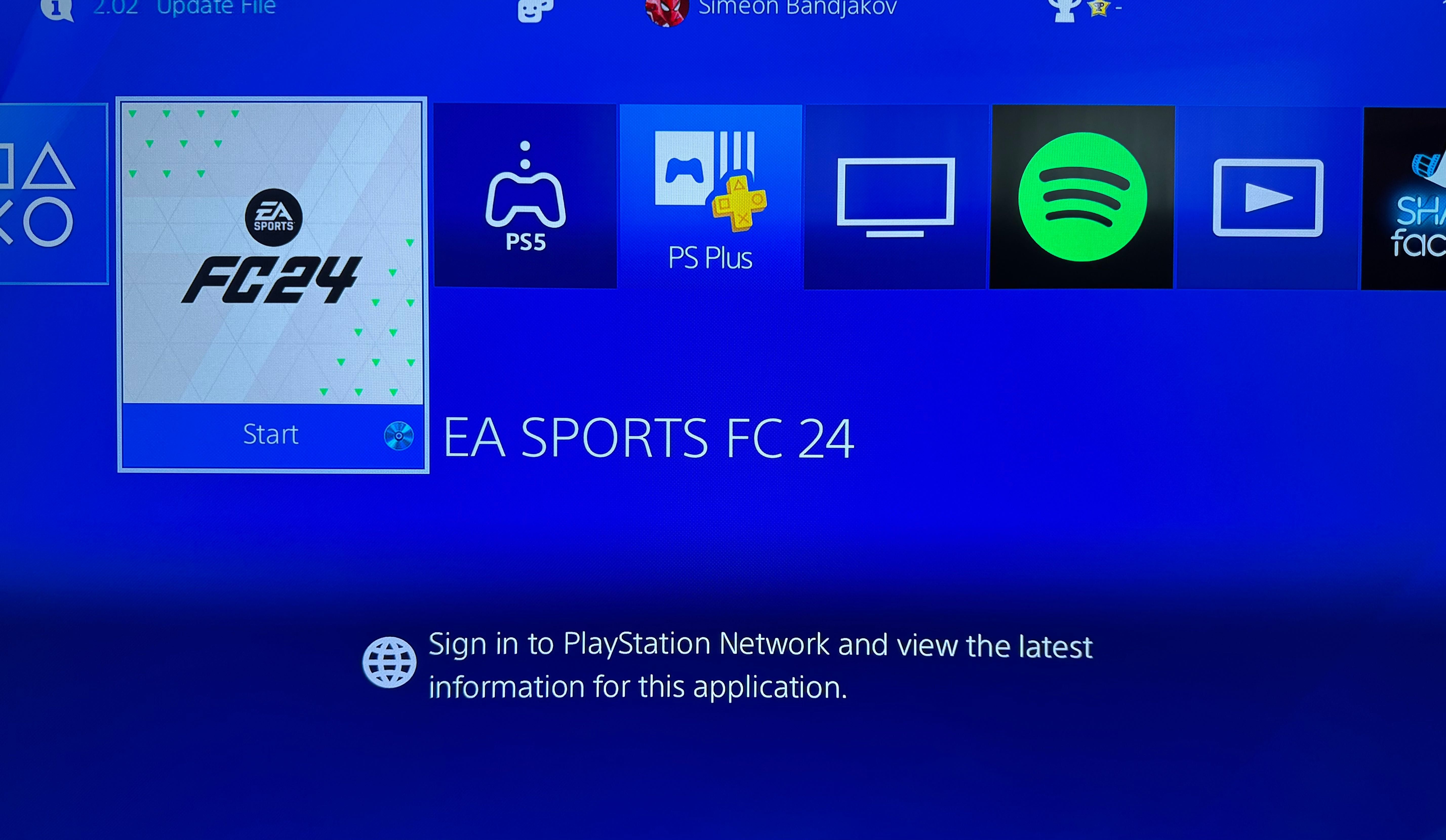 Playstation 4 slim 1TB SSD 2 джойстика+EA FC 24