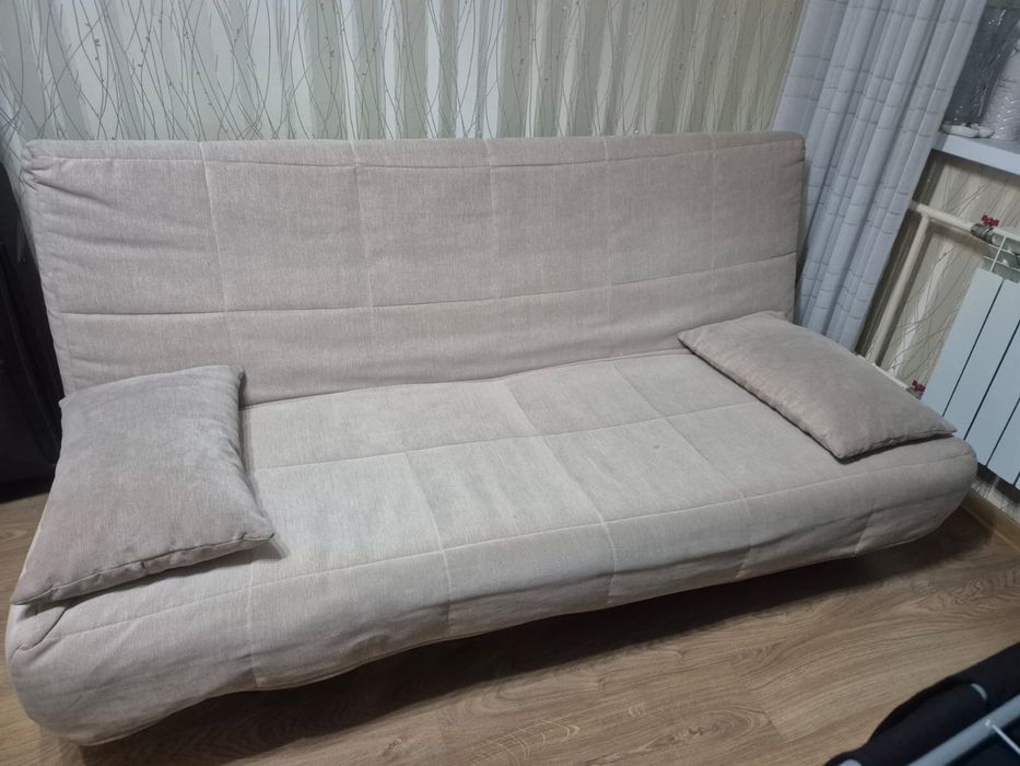 Диван для детской или спальни