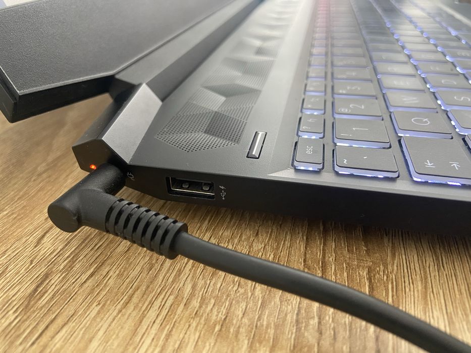 Laptop Gaming HP Pavilion 15, AMD Ryzen 5|Negociabil|