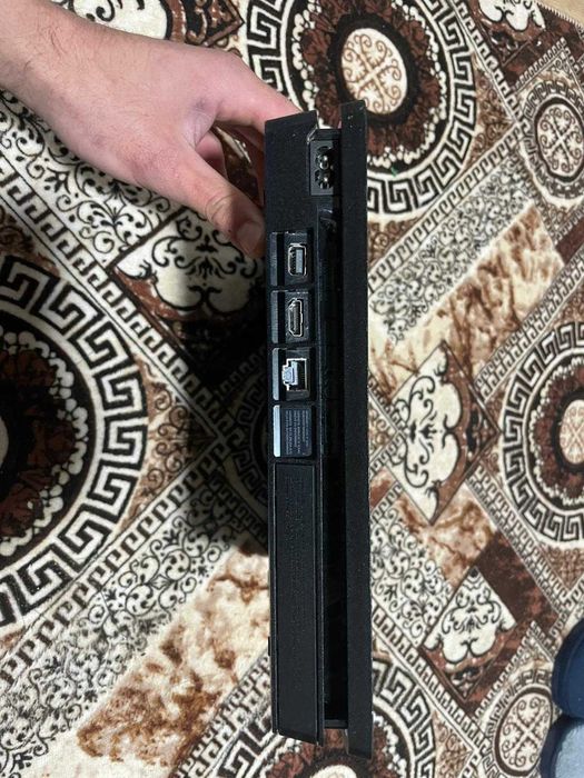 Ps4 Slim 500GB +GTA Trilogy