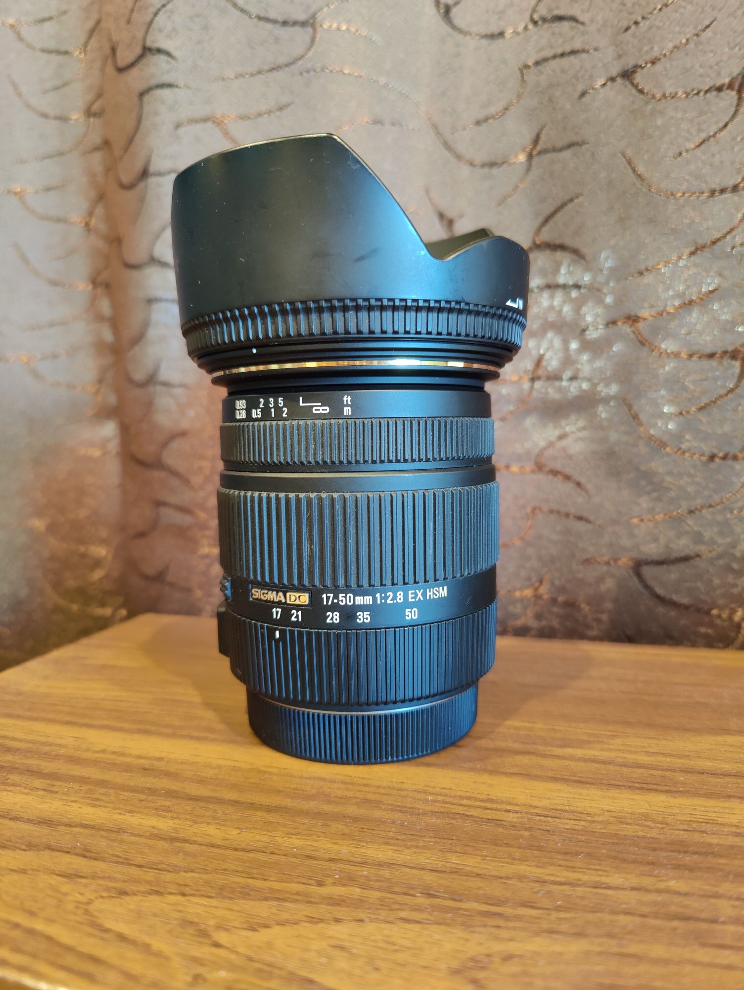 Sigma 17-50mm f2.8 cu stabilizare, Canon