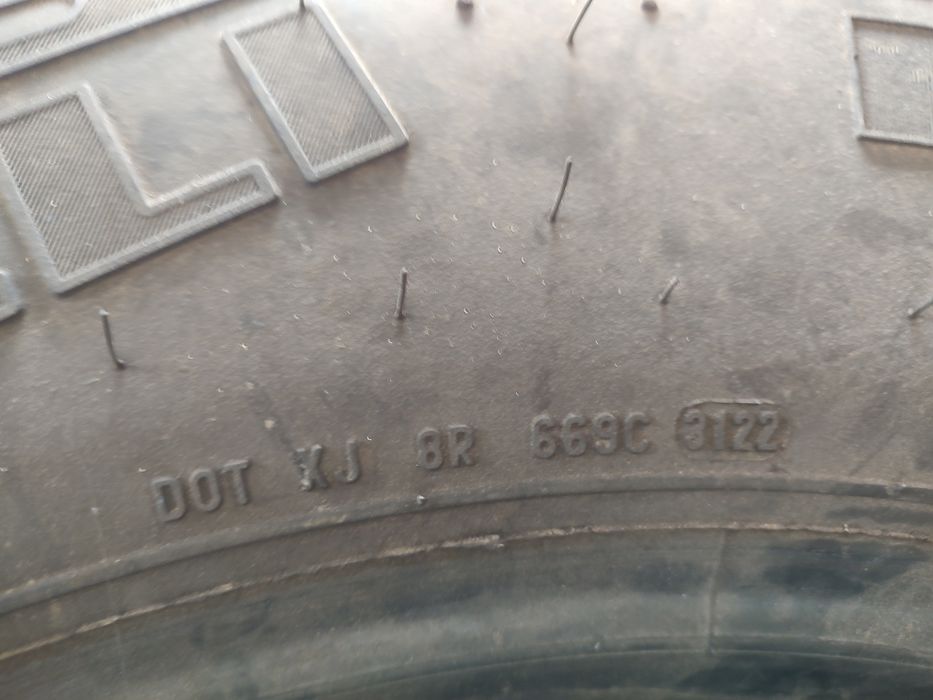 Гуми деференциялни за камион