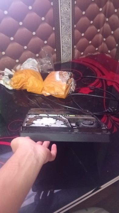 Playstation 4  i Logitech g 923