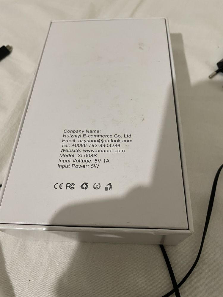 Aparat de scos cosuri si puncte negre cu vacuum