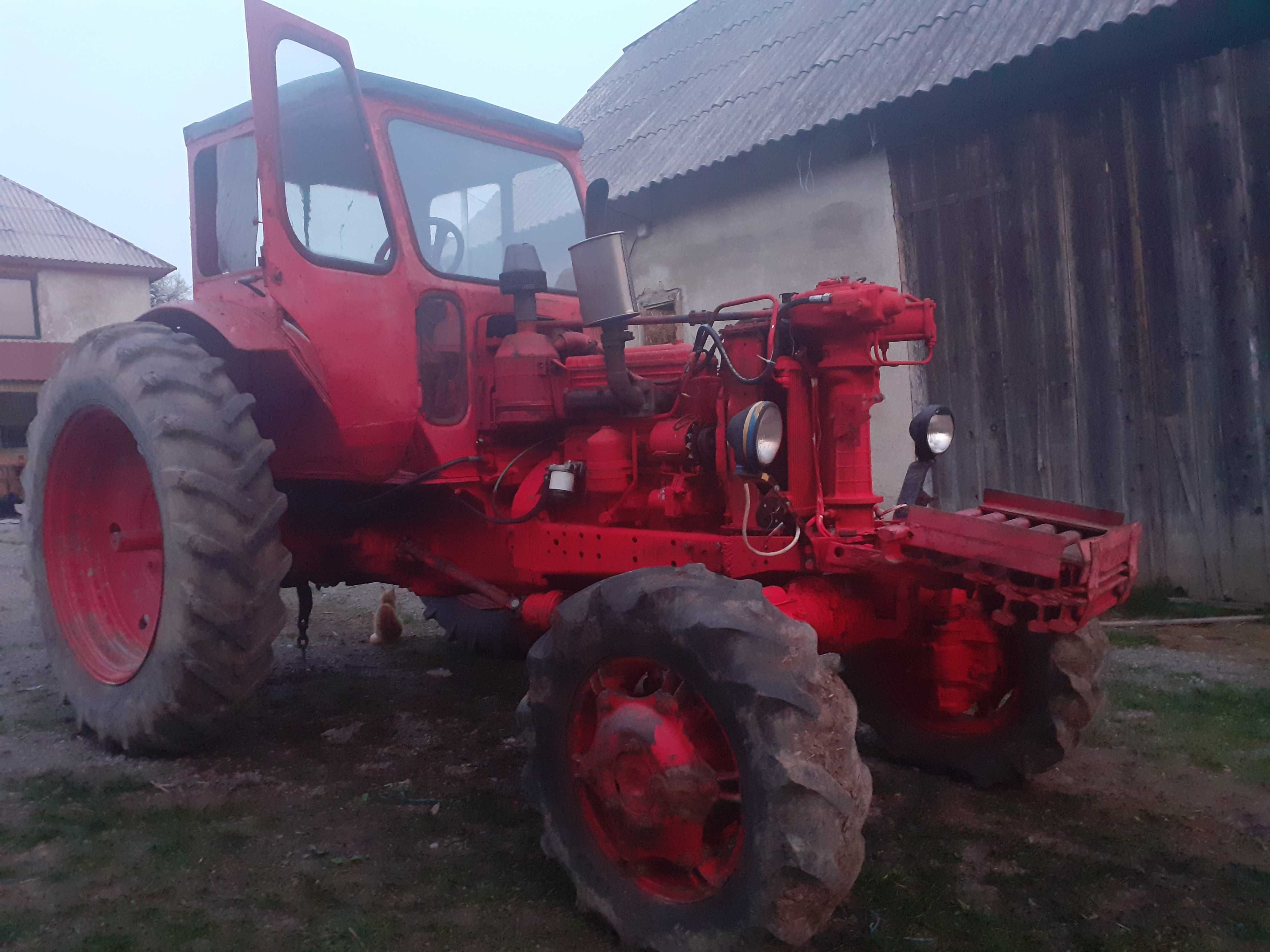 Vând tractor Belarus 4×4