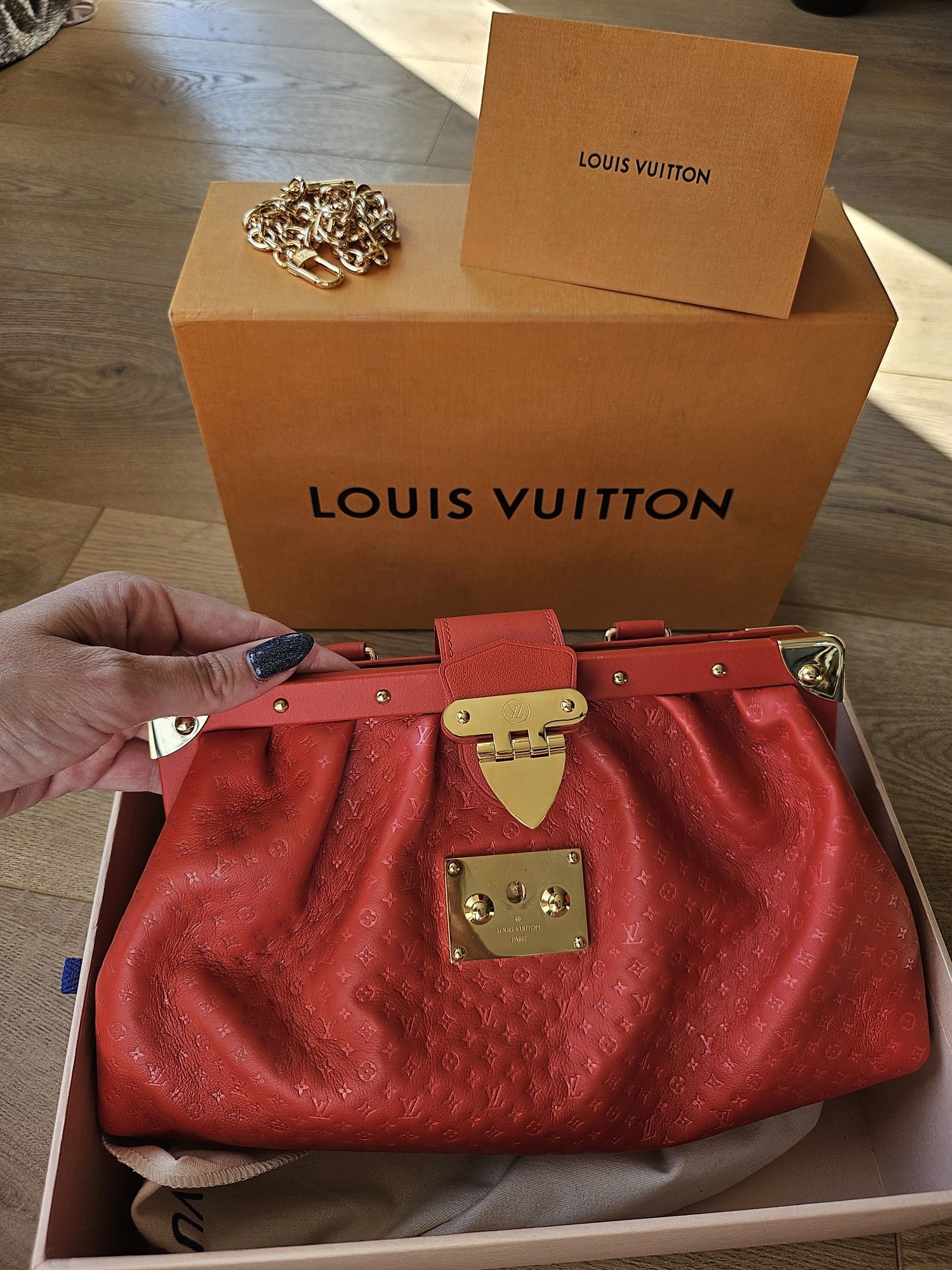 Sale!!! Oргинална чанта Louis Vuitton 2023 / Чисто нова