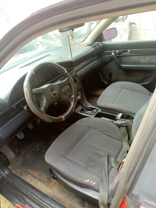 Продам Ауди с4 на ходу