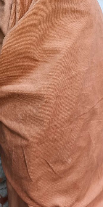 Капитониран шушляков плат и кадифе рипс